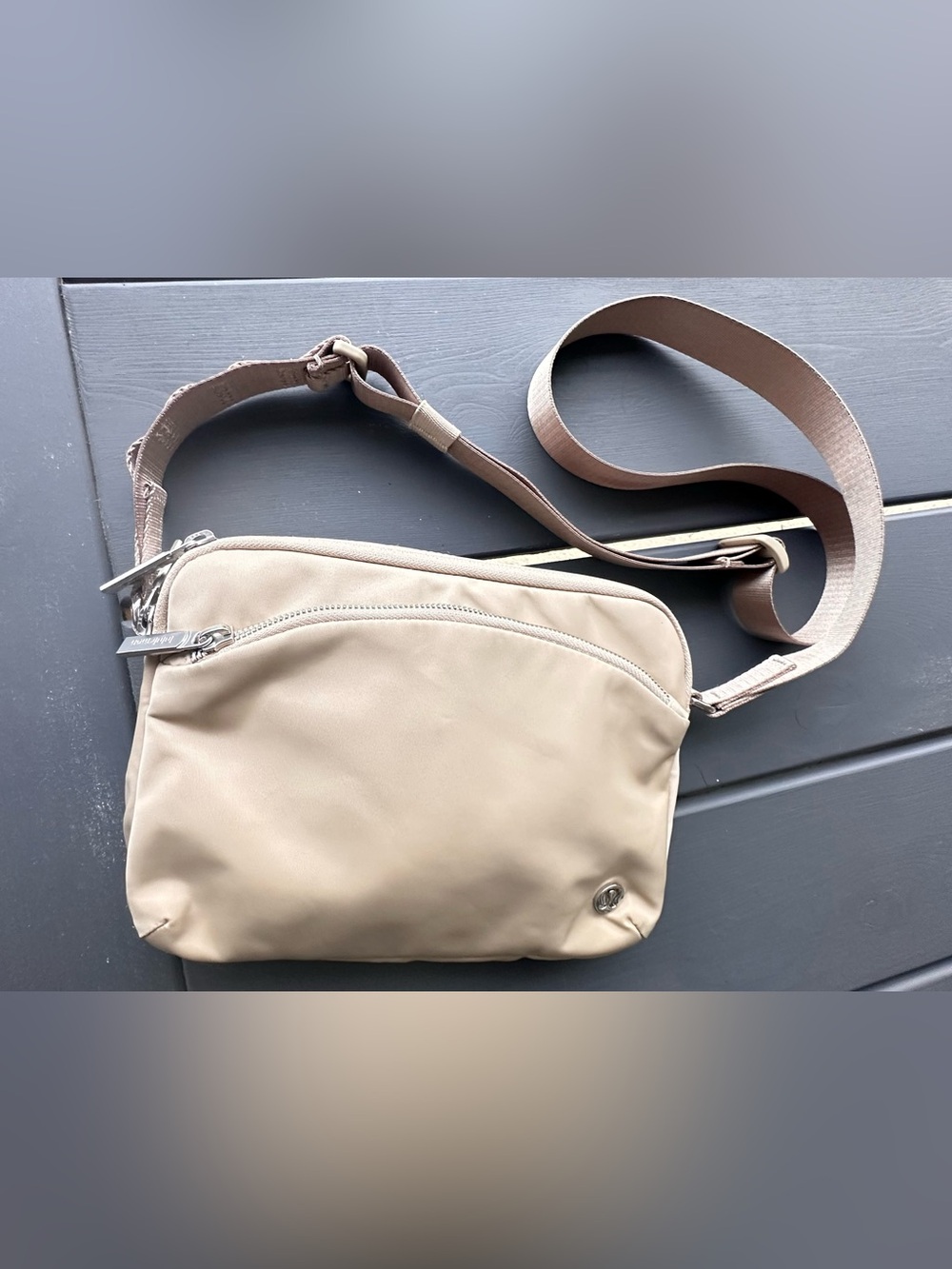 Lululemon Beige Crossbody Shoulder Bag - Women - Picture 4 of 6